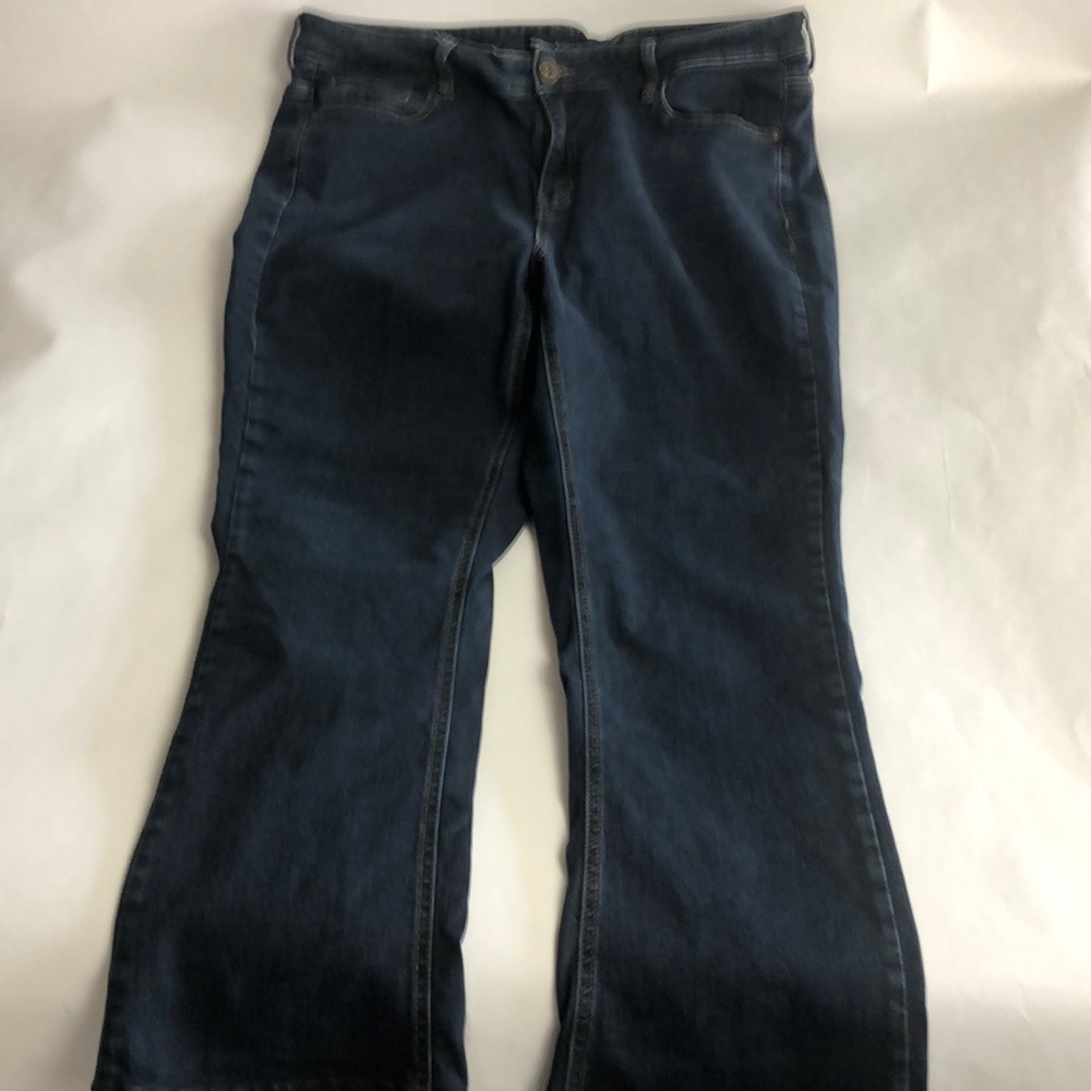 Women’s dark blue jeans 18
